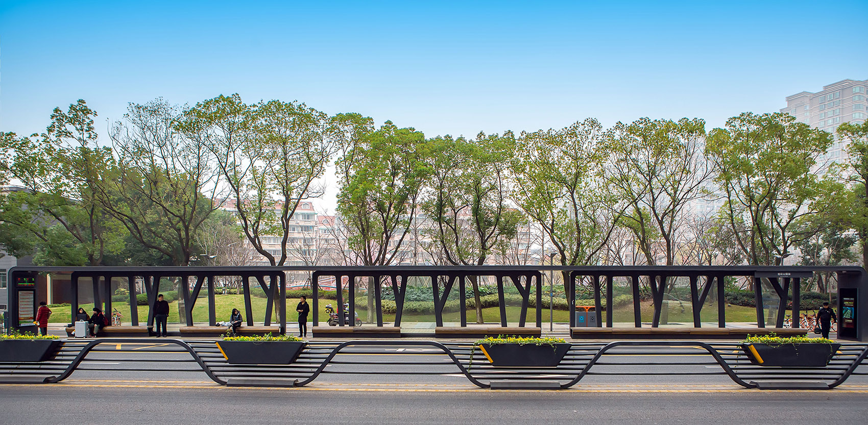 traffic separators urban streets traffic separators urban streets