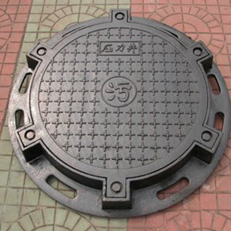 Overflow manhole cover