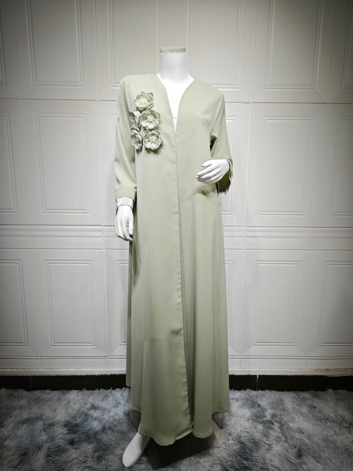 3D Floral Applique U Fur Abaya Haweenka MQ216 (11) 3D Floral Applique Open Abaya for Women MQ216 (11)