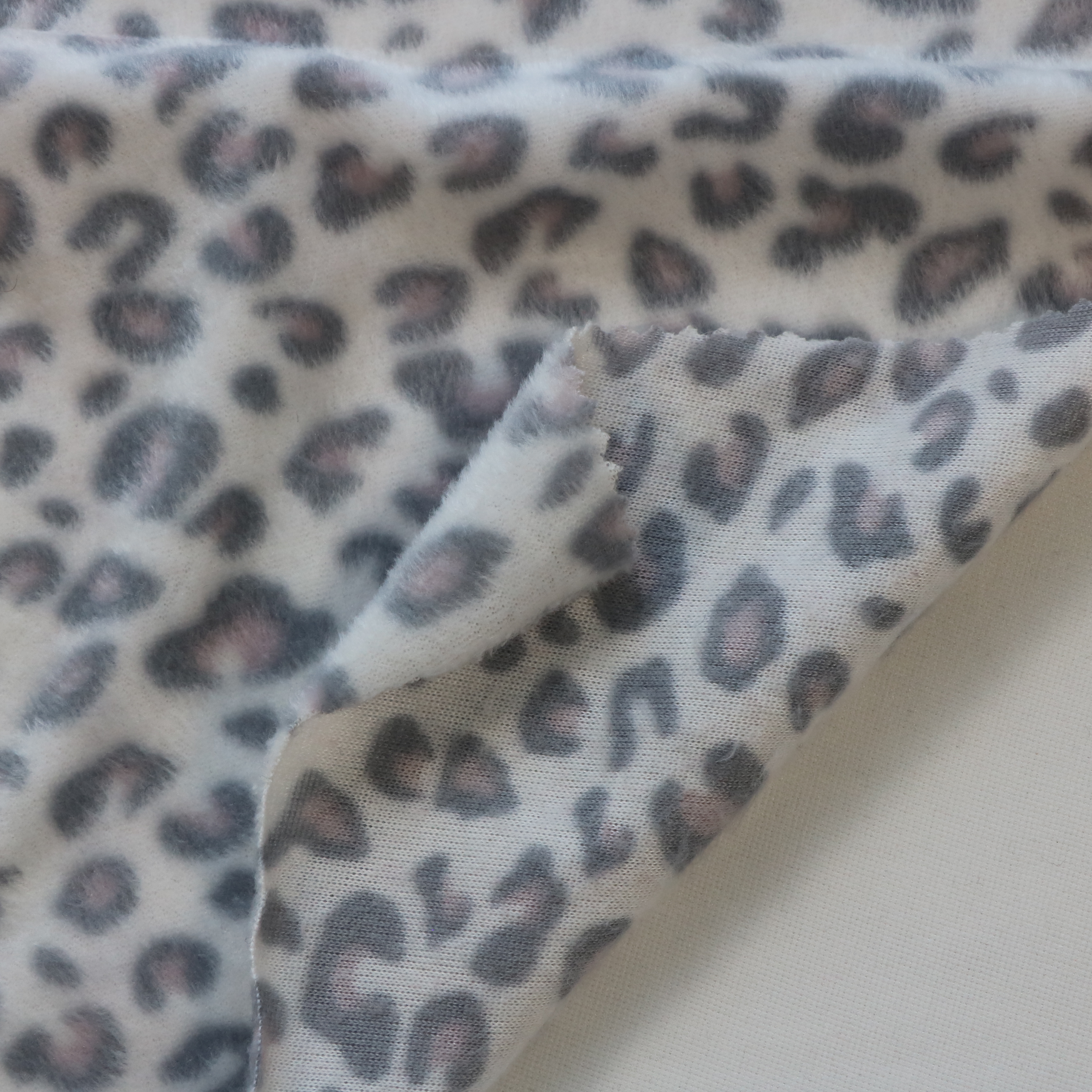 Gedruckter Stoff Leopard Designs Brustedfabric