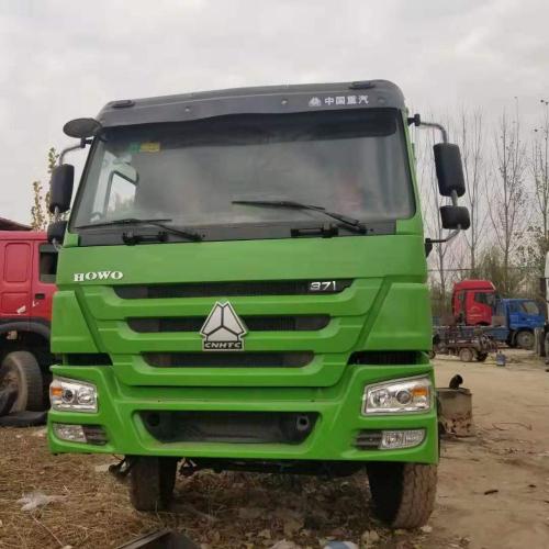 SINOTRUK HOWO 8X4 Dump Truck ที่ตกแต่งใหม่