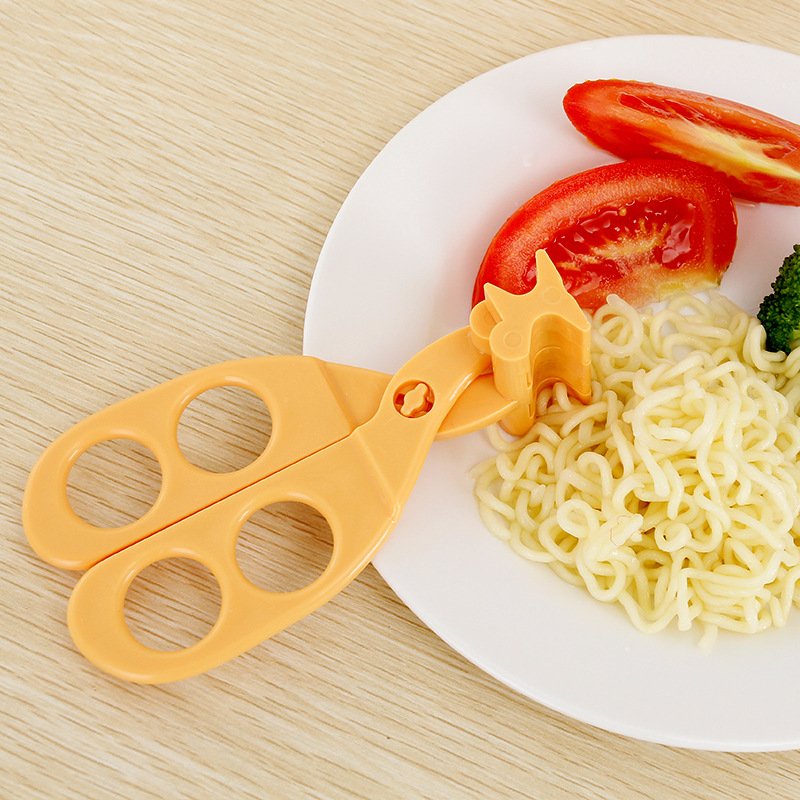 Safe Portable Kids Food Cutter Baby Food Cutting Scissors