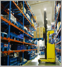 heavy duty pallet racks Convenient Pick Up Cargos Warehousing Racking System