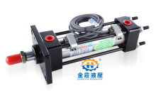 Light cylinder used in injection molding machine