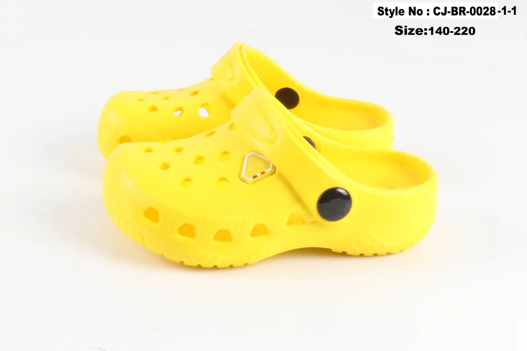 2020 New Platform Beach Light Weight Cartoon Kid Sandals Clogs for Children