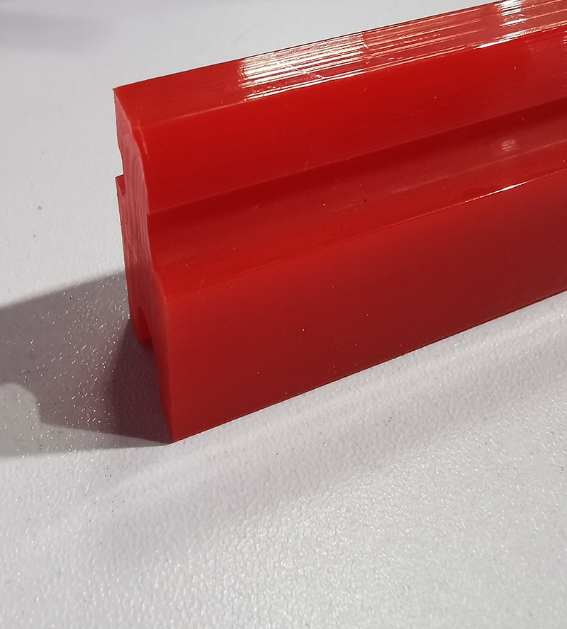 Pu Red Extrusion Profile Section