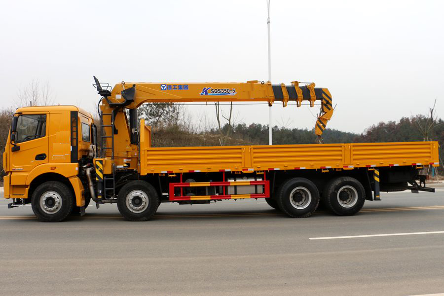 14T Crane Truck 5