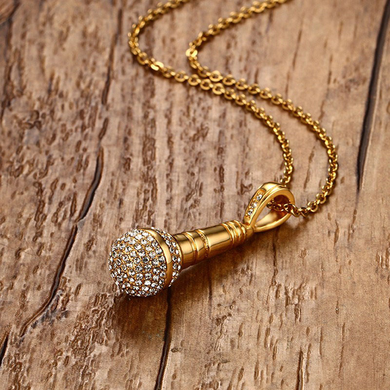 Gold Pendant Necklace