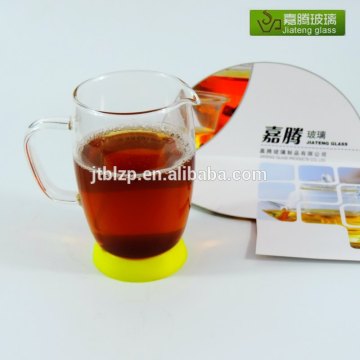 glass coffee mug with silicone lid