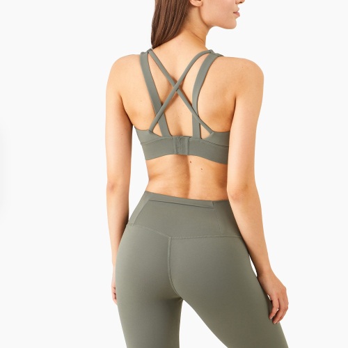 sports bra with adjustable tab