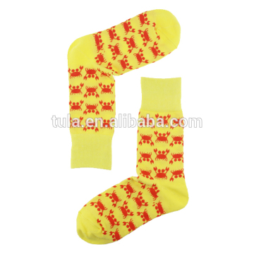 China manufacturer mens jacquard socks custom fashion socks