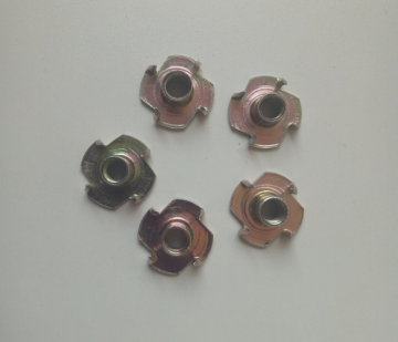 M8x10 Yellow zinc Disc Four claws nuts