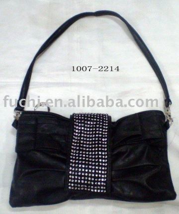 2010 tote handbag