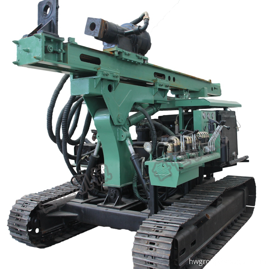 solar pile driver machine