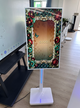 Rotary Indoor Mobile LCD Display Luxury Retail Branding