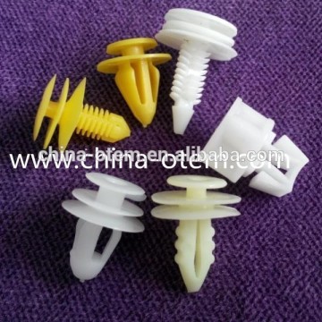 Auto plastic clips fastener