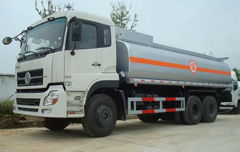 6x4 fuel tank truck (6)