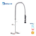 Taps muraux muraux pour lavabo