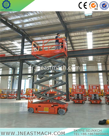 Nacelle à ciseaux automotrice Self-propelled Scissor Lift