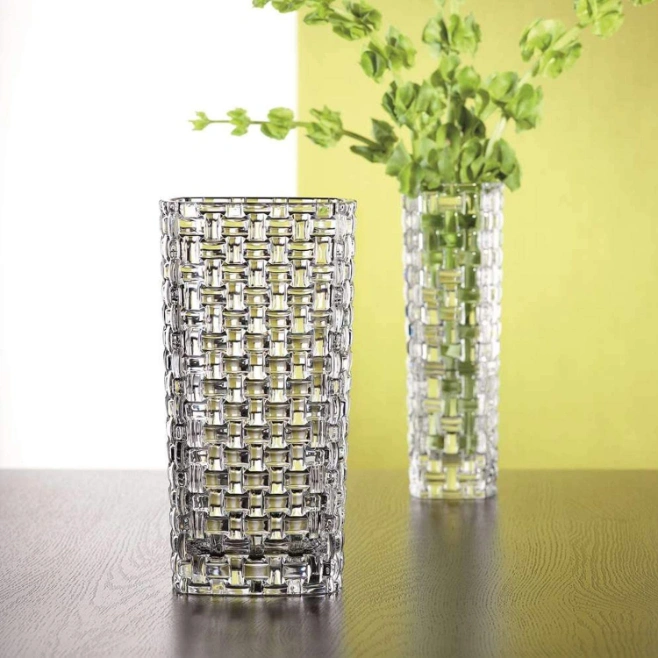 Manufacturers Wholesale All Kinds of Crystal Clear Glass Vases Can Be Used for Weddings, Home Decorations, etc.