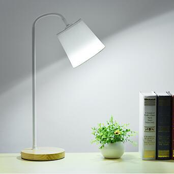 Bright Cloth Shade Iron Bedside Reading Lamp