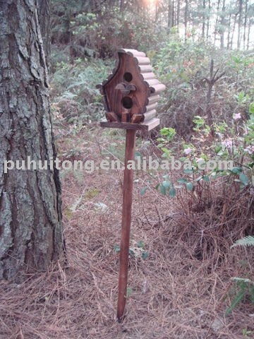 bird feeder with stand