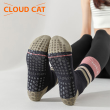 Șosete de damă din 4 piese din dantelă la jumătatea gambei