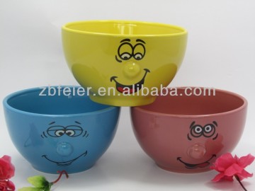 ceramic solid color bowl with nose