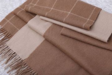 Pure camel wool scarf