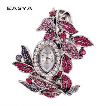 2015 Retro Fashion Colored Flower Rhinestone Metal Watch