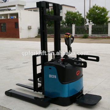 1.8T electric straddle stacker