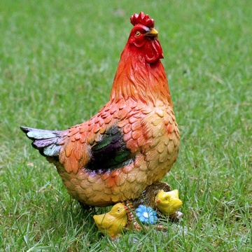 Simulation life size chicken with young hen statue