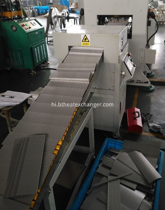 Fin Machine servo cutter 2