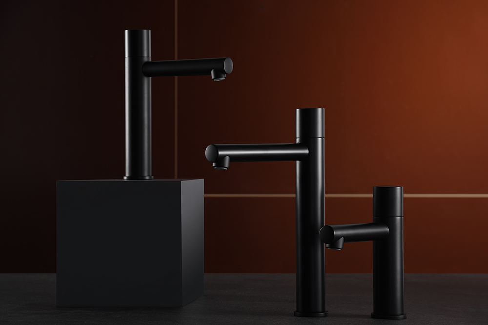 black faucet black faucet