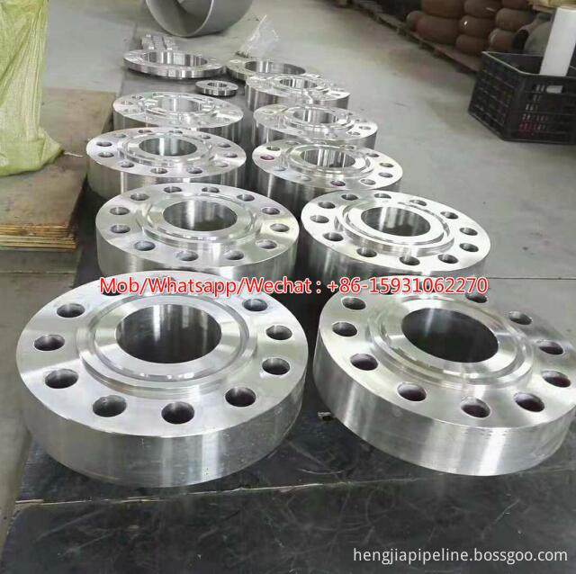 Raised face weld neck flange