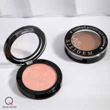 Enhance Your Eyes with Rice-Toned Glitter Eyeshadow