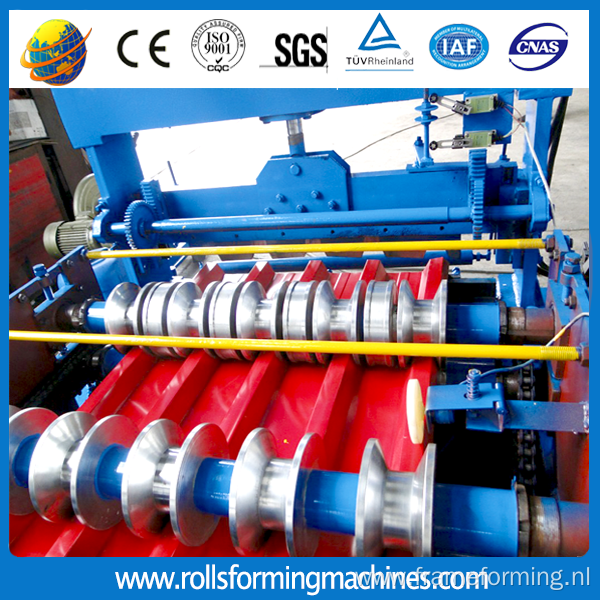 Roofing trapezoid steel panel roll forming machine