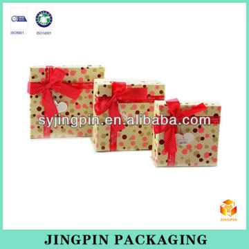 different sized gift boxes jingpin