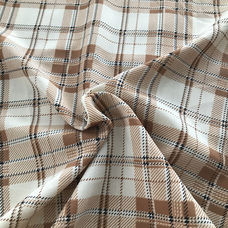 Wholesale factory new type floral pattern  polyester fabric factory sales poplin printed fabric for women