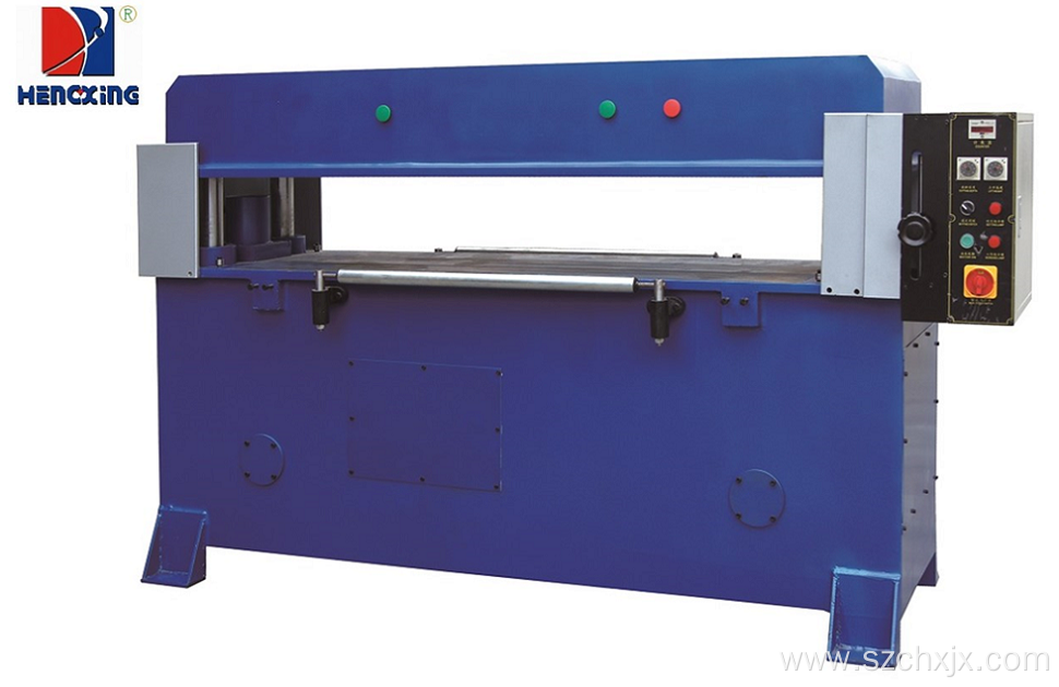 Automatic hydraulic pressure blister punching machine