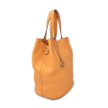 Large capacity bucket bag is suitable for girls