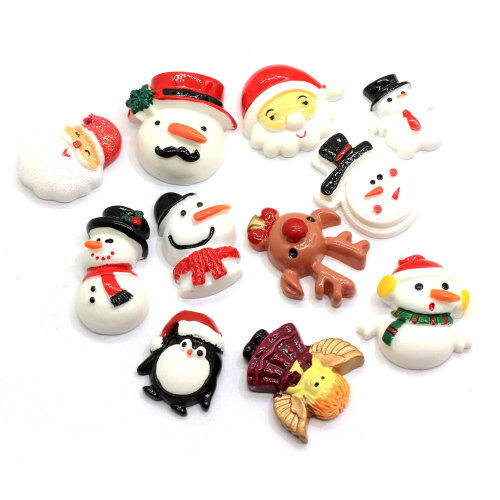 Plaksteen Winter Sneeuwpop Leuke Kerst Elanden Leuke Hars 100 stks / zak Voor Feestdecoratie Of Kerst Ornamenten Charms