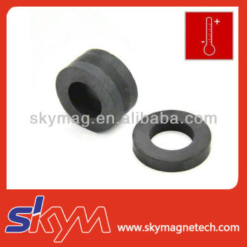 Ferrite magnet ring