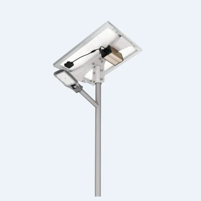 365 Working Days 30W Solar LED Street Light