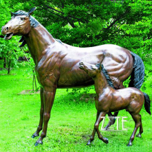 Hot Casting Bronze Life Size Horse and Foal Sculpture