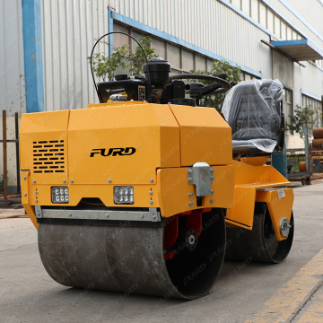 Factory supply ride on 700 kg vibratory compactor mini road roller