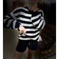 Cashmere stripe black and white long sleeve knit