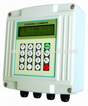 Strap on ultrasonic wall-mounted flowmeter