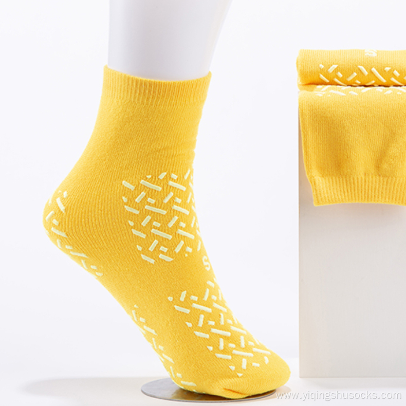 Hospital disposable single tread custom logo crew socks
