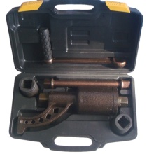 Labor Saving Wrench 1:68